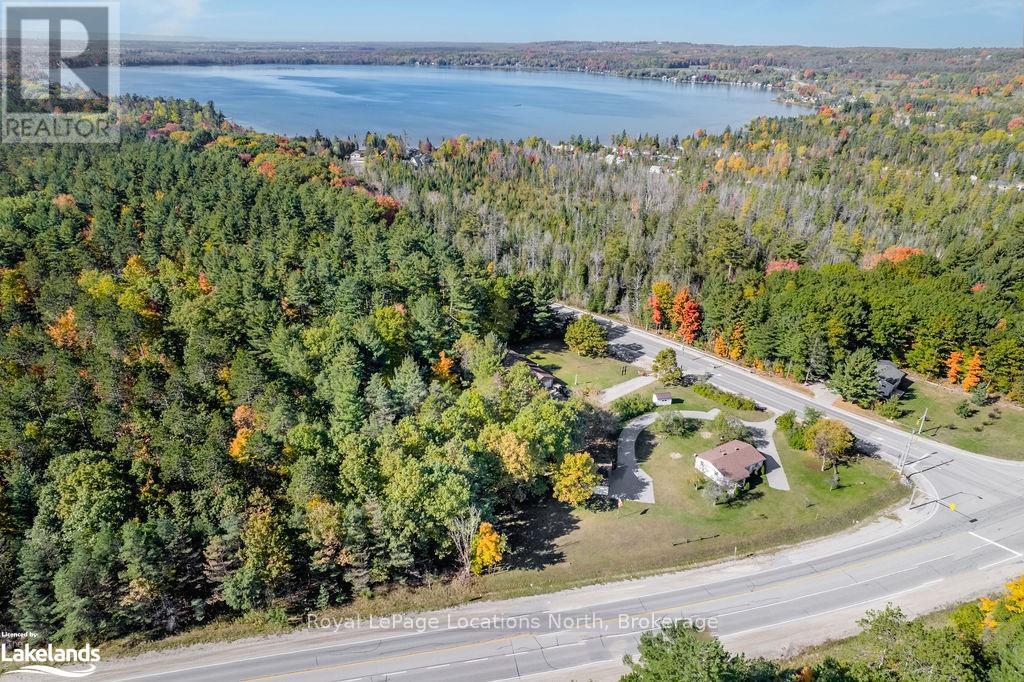 5358 Penetanguishene Road, Springwater, Ontario  L0L 1P0 - Photo 36 - S10438693