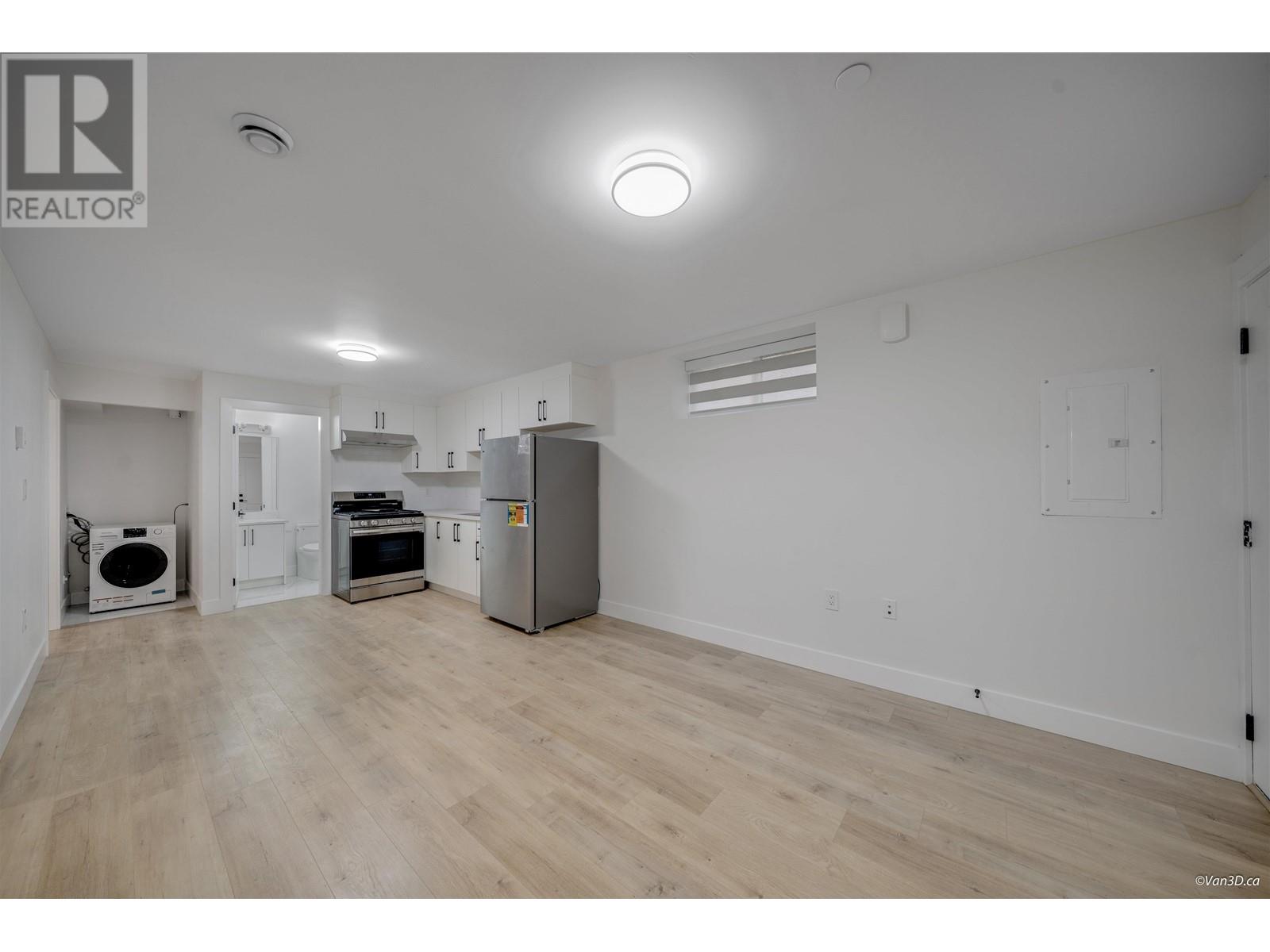 Listing Picture 15 of 19 : 2995 E 17TH AVENUE, Vancouver / 溫哥華 - 魯藝地產 Yvonne Lu Group - MLS Medallion Club Member