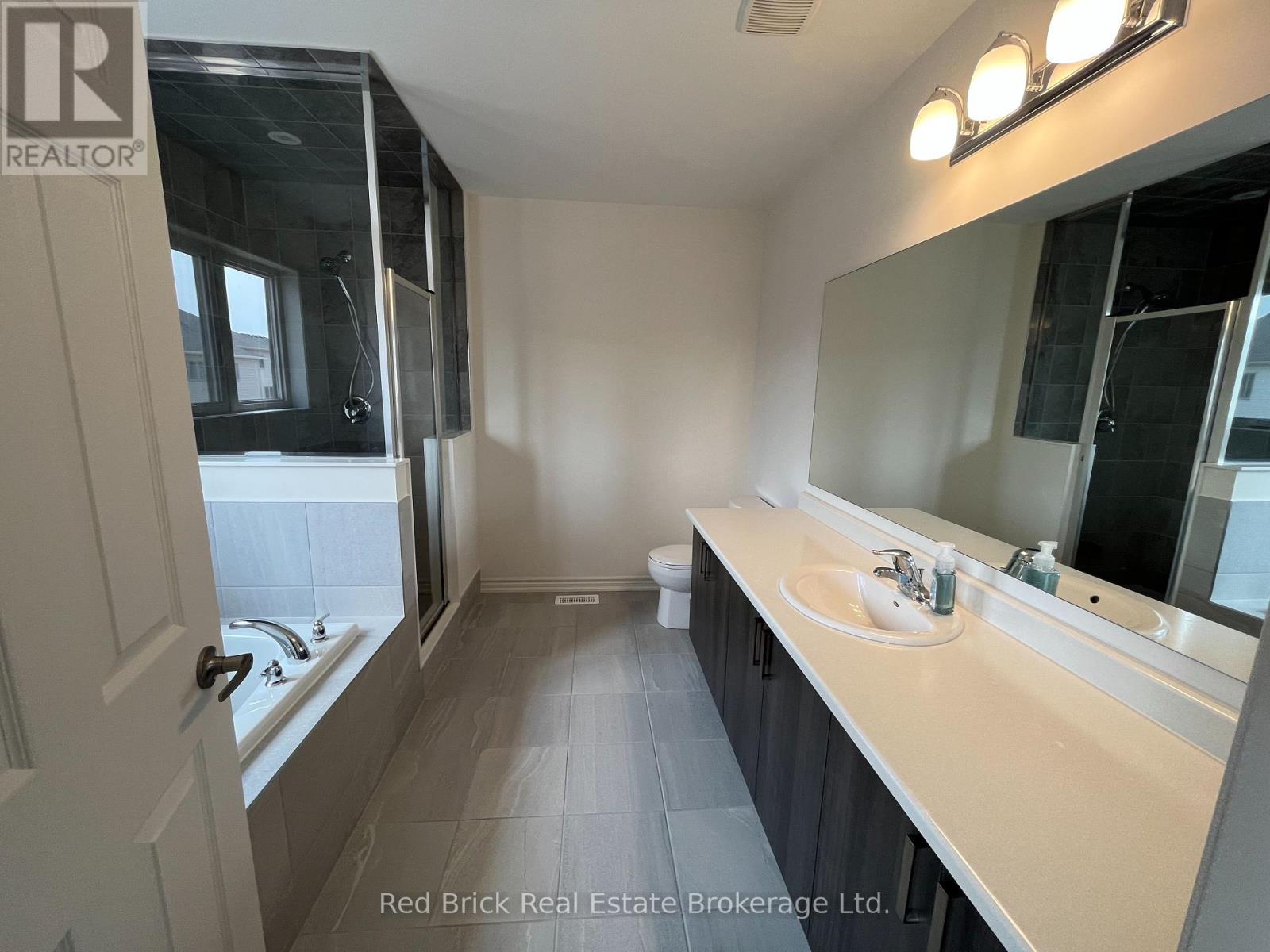 51 Harpin Way W, Centre Wellington, Ontario  N1M 2W3 - Photo 25 - X11906591