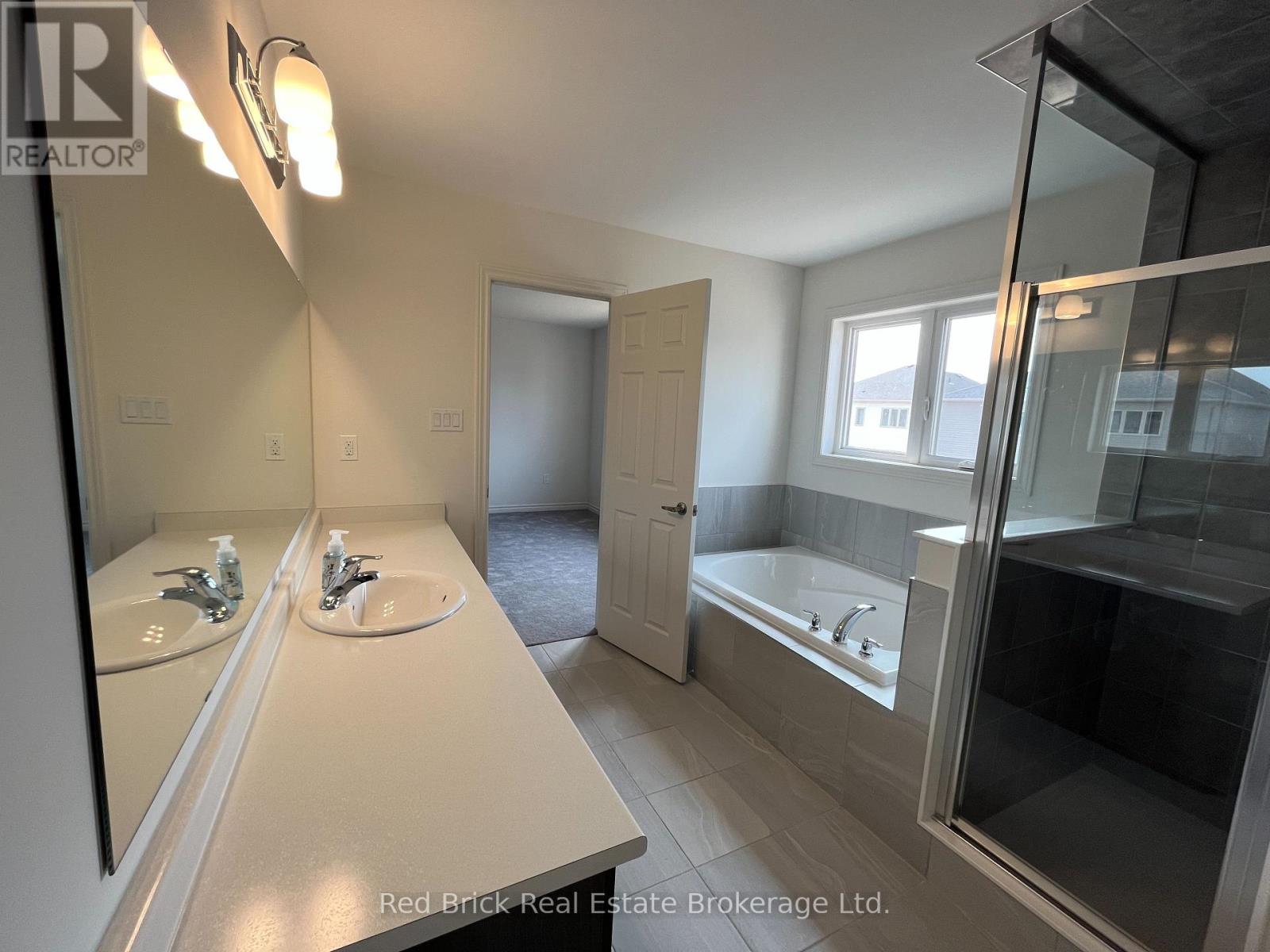 51 Harpin Way W, Centre Wellington, Ontario  N1M 2W3 - Photo 26 - X11906591