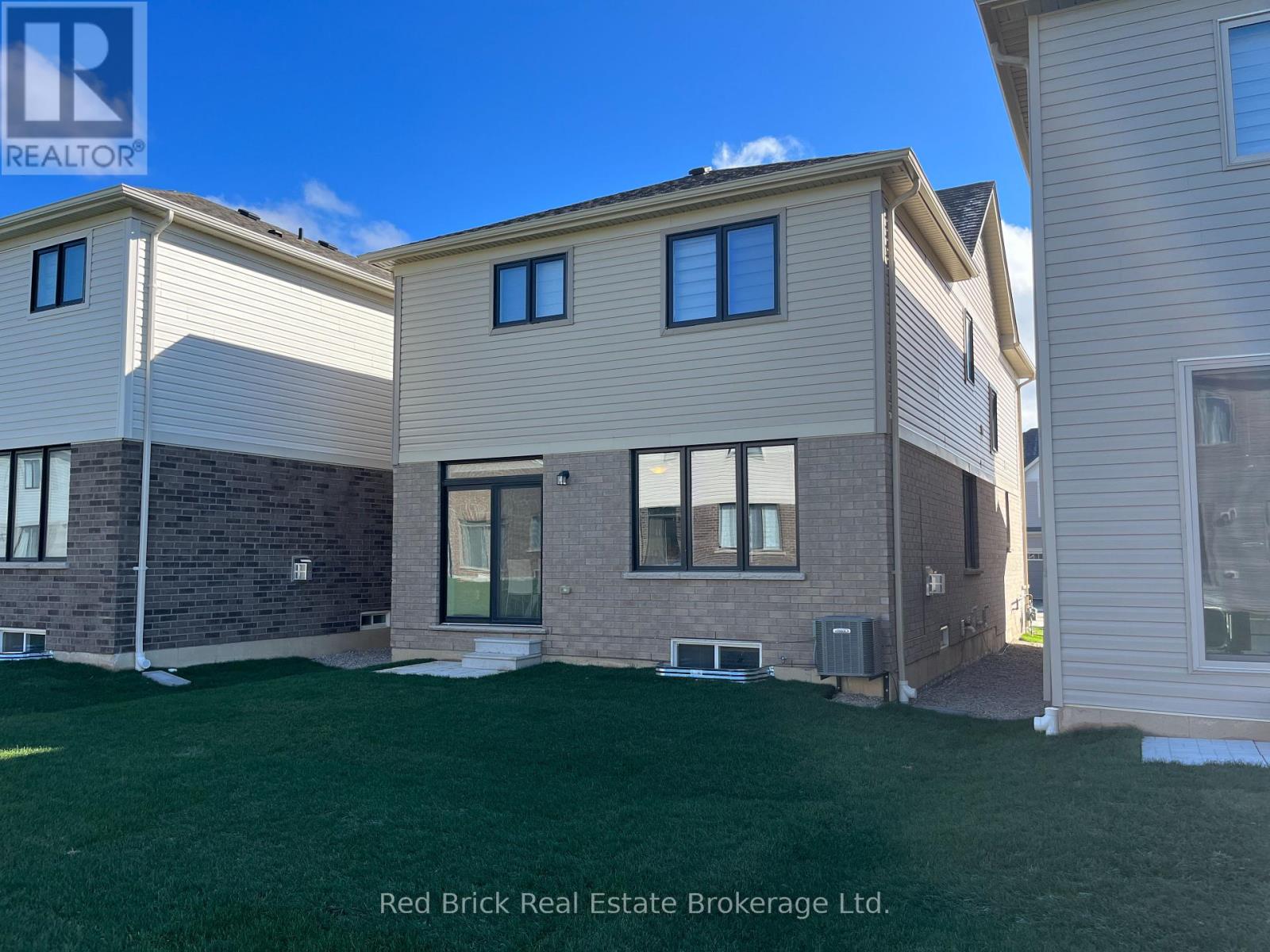 51 Harpin Way W, Centre Wellington, Ontario  N1M 2W3 - Photo 36 - X11906591