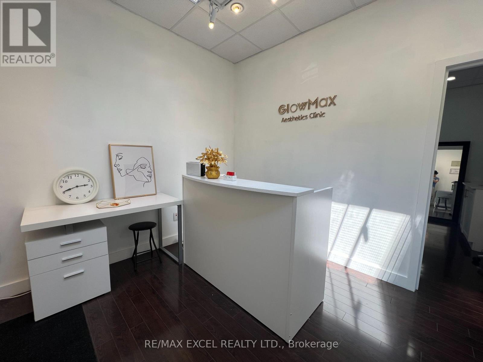 Property at 200 - 491 CHURCH STREET image 2