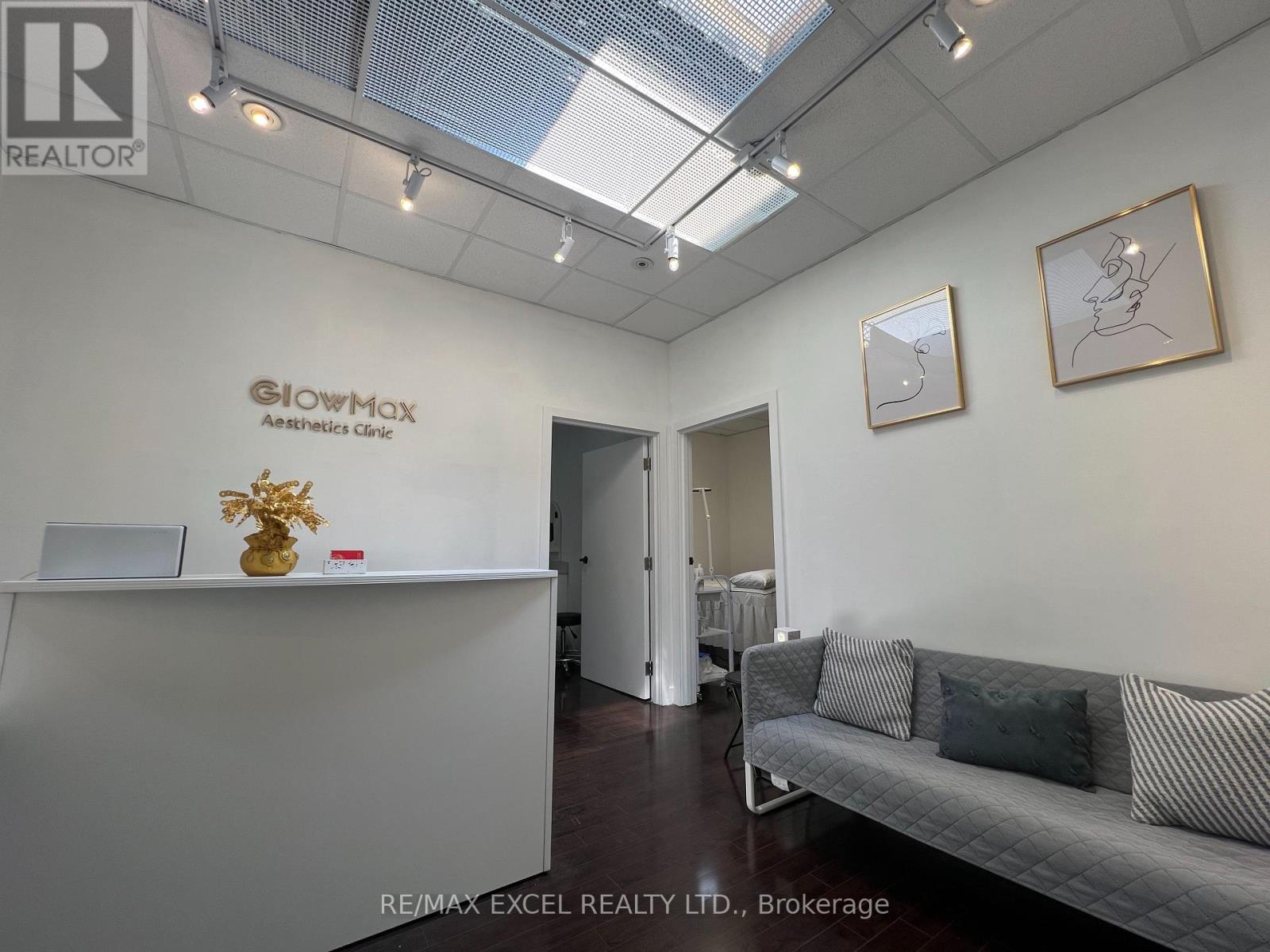 Property at 200 - 491 CHURCH STREET image 3