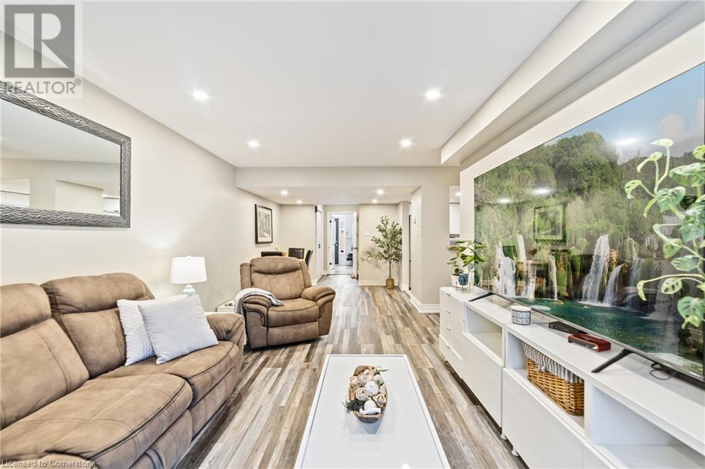 2530 Northampton Boulevard Unit# 63, Burlington, Ontario  L7M 4B4 - Photo 12 - 40669474