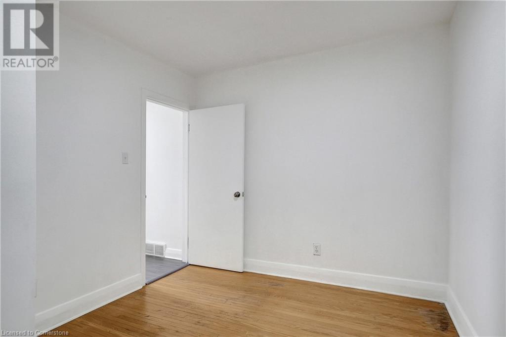 53 Bruce Street, Kitchener, Ontario  N2B 1Y6 - Photo 13 - 40687471