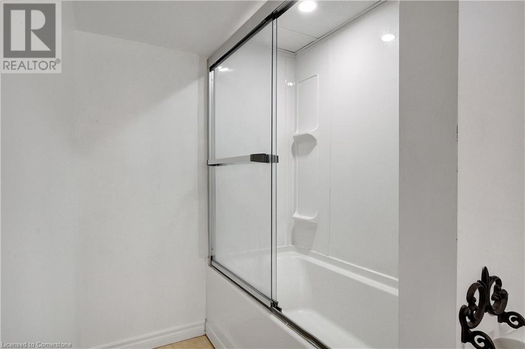 53 Bruce Street, Kitchener, Ontario  N2B 1Y6 - Photo 29 - 40687471