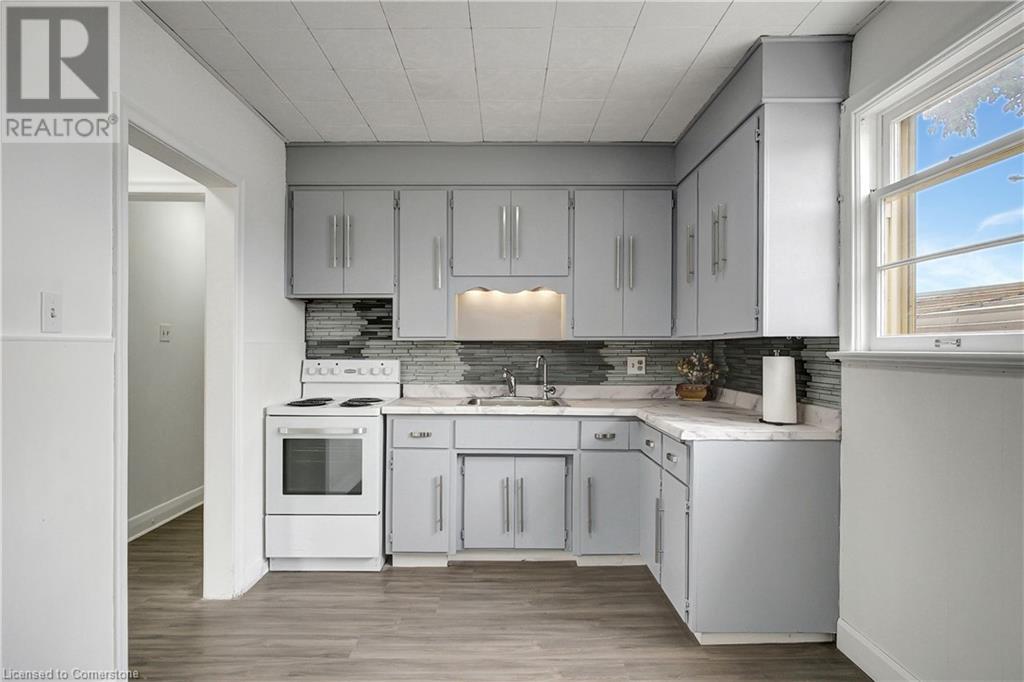 53 Bruce Street, Kitchener, Ontario  N2B 1Y6 - Photo 9 - 40687471