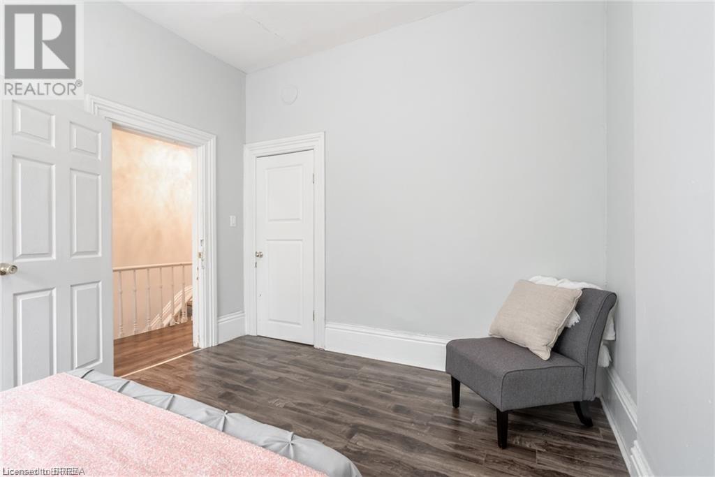 129 West Street Unit# Uper, Brantford, Ontario  N3T 3G2 - Photo 5 - 40644615