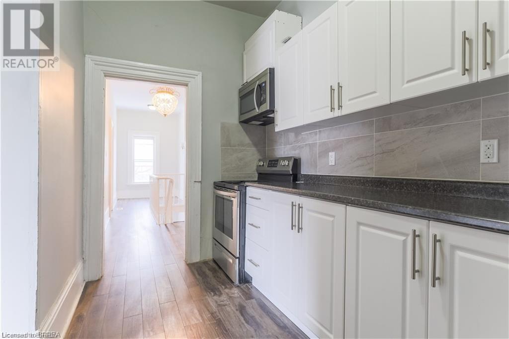 129 West Street Unit# Uper, Brantford, Ontario  N3T 3G2 - Photo 11 - 40644615