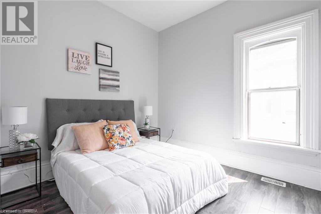 129 West Street Unit# Uper, Brantford, Ontario  N3T 3G2 - Photo 6 - 40644615