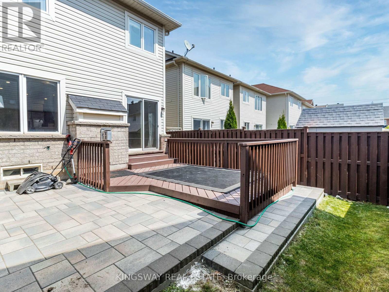 4885 Capri Crescent, Burlington, Ontario  L7M 0H8 - Photo 40 - W11906779