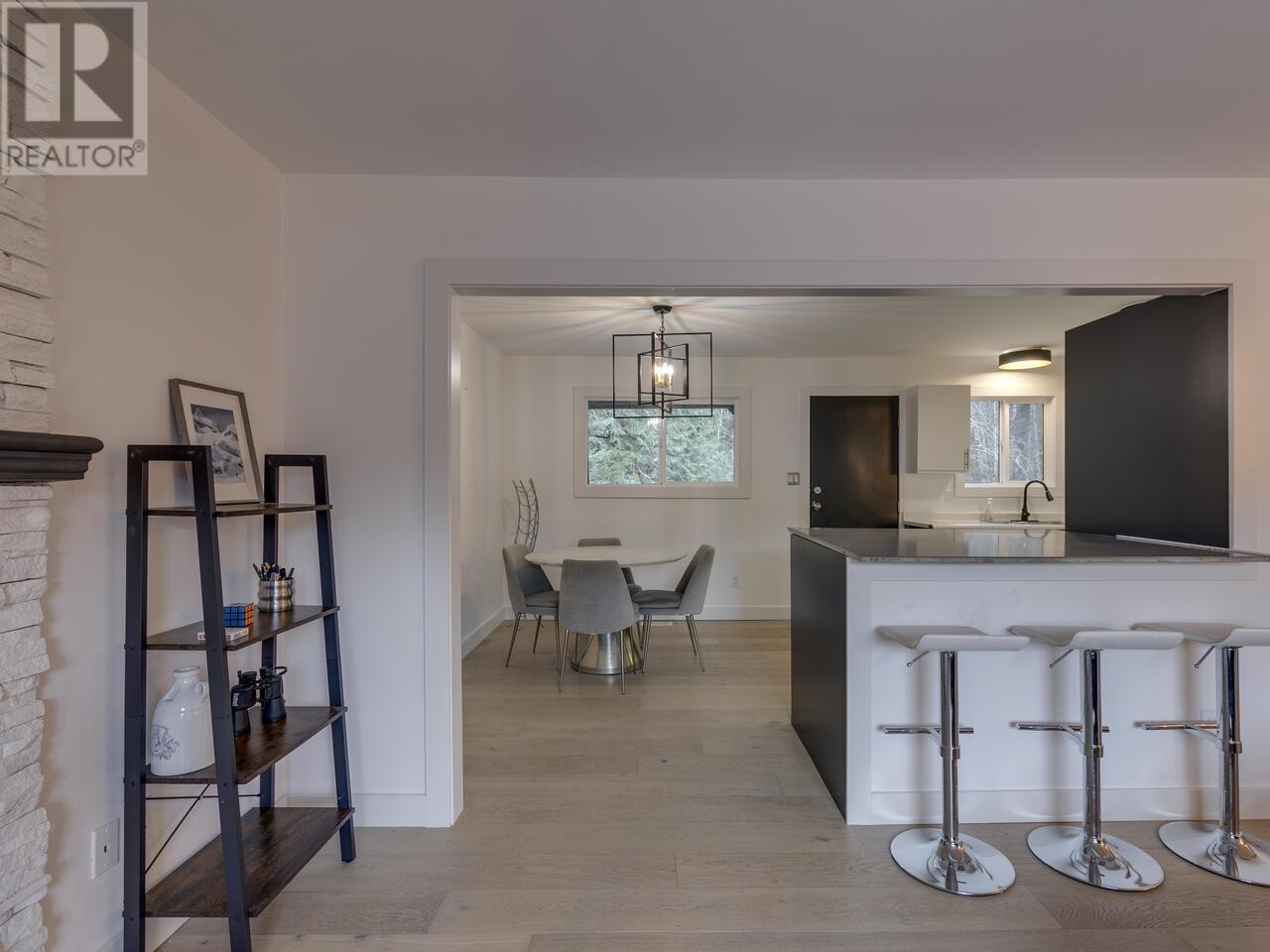 37960 Magnolia Crescent, Squamish, British Columbia  V0N 3G0 - Photo 9 - R2952300
