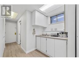 4667 CHARLOTTE COURT