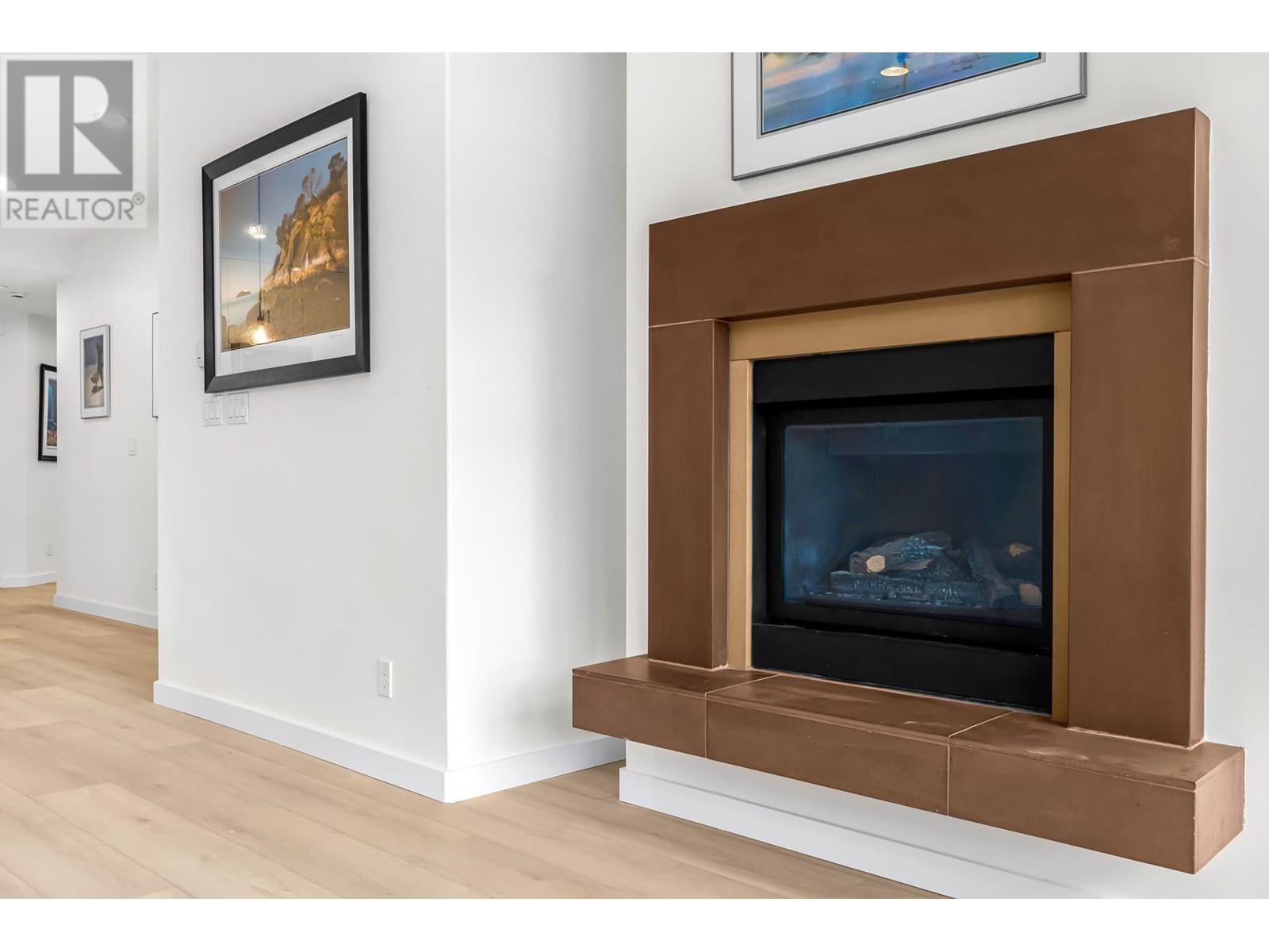 201 6688 Royal Avenue, West Vancouver, British Columbia  V7W 2B9 - Photo 11 - R2952362