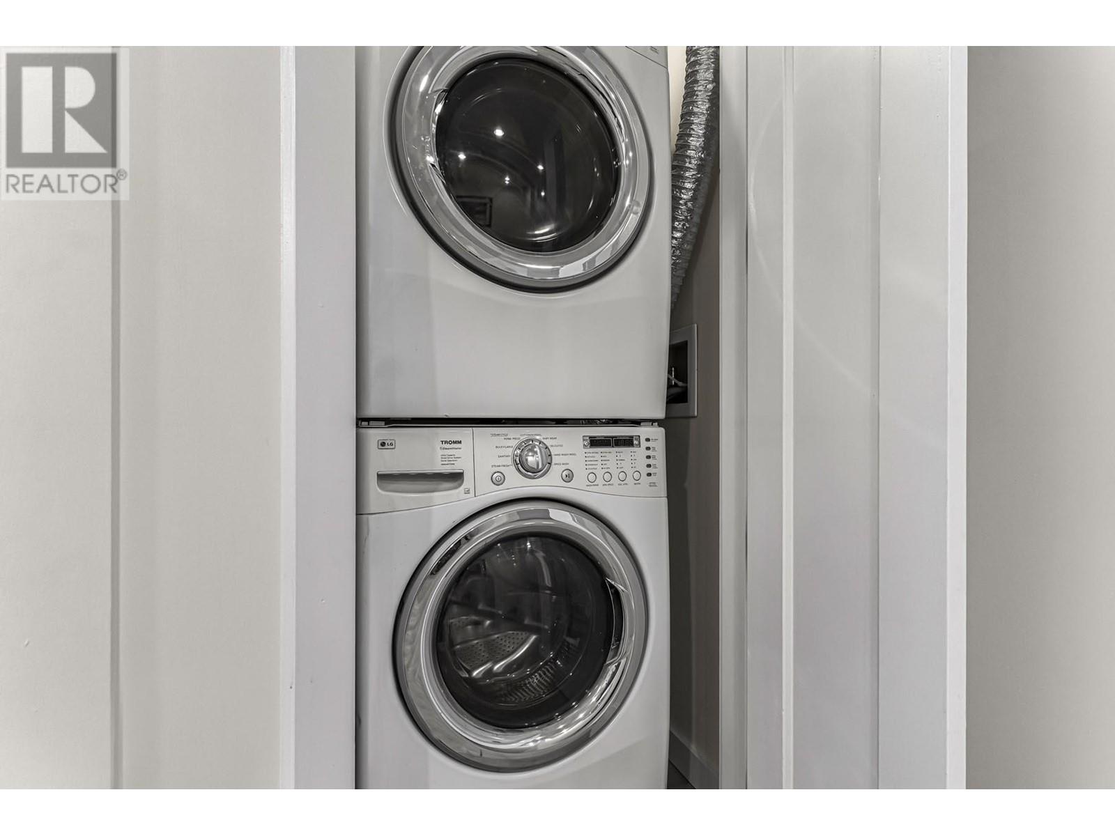 201 6688 Royal Avenue, West Vancouver, British Columbia  V7W 2B9 - Photo 28 - R2952362