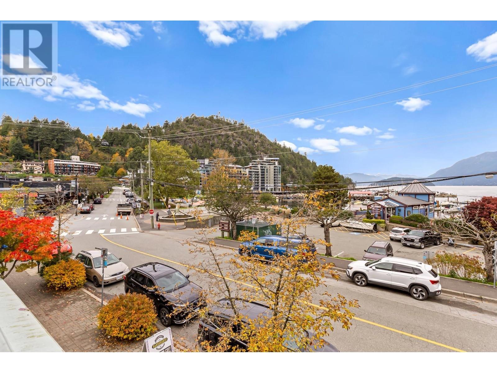 201 6688 Royal Avenue, West Vancouver, British Columbia  V7W 2B9 - Photo 32 - R2952362