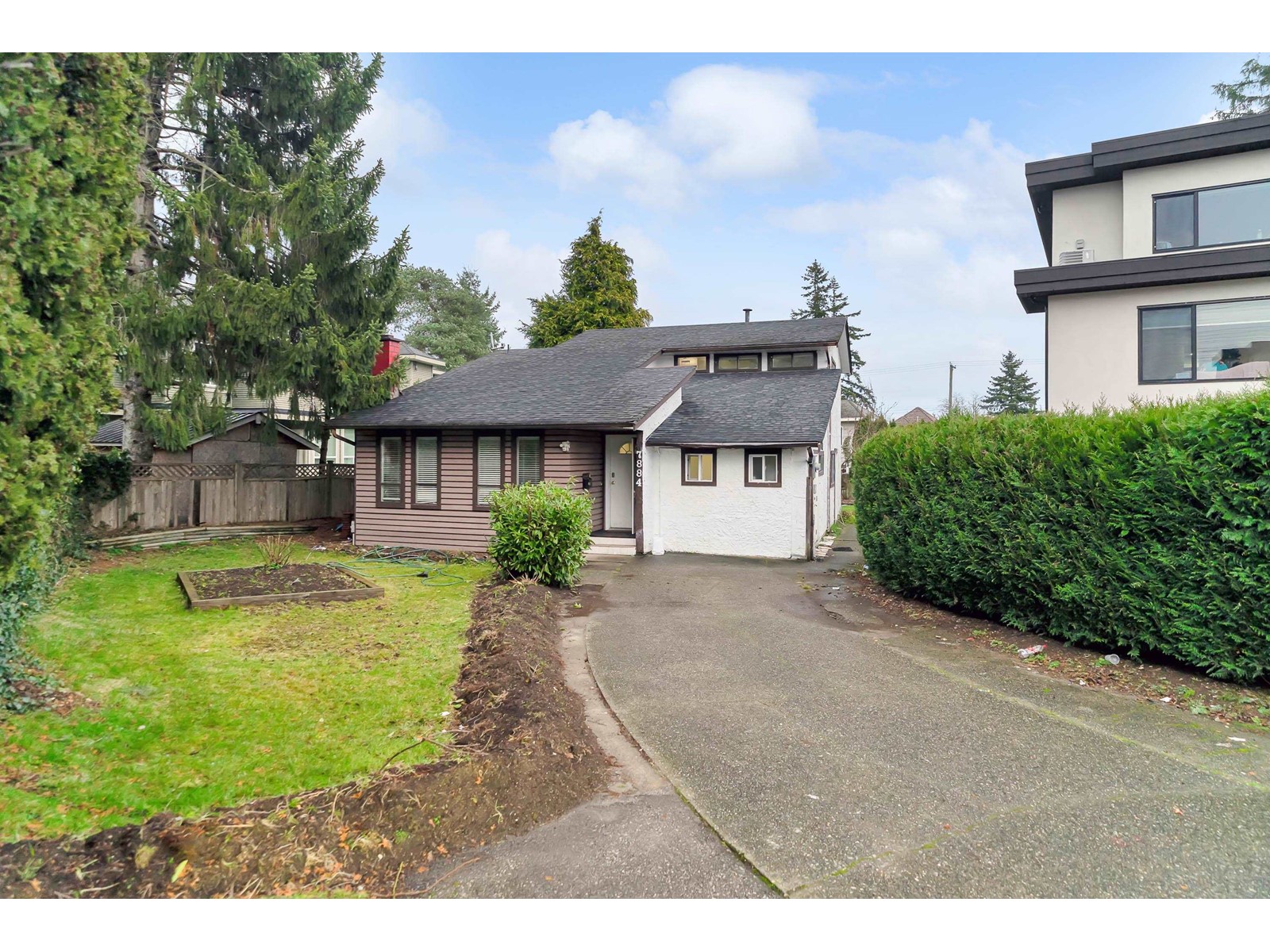 Property at 7884 126A STREET image 1
