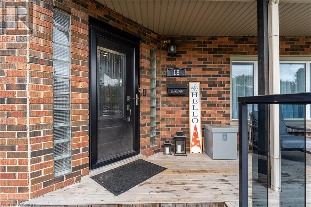 18 Irving Place, Hamilton, Ontario  L8T 3R3 - Photo 2 - 40667730