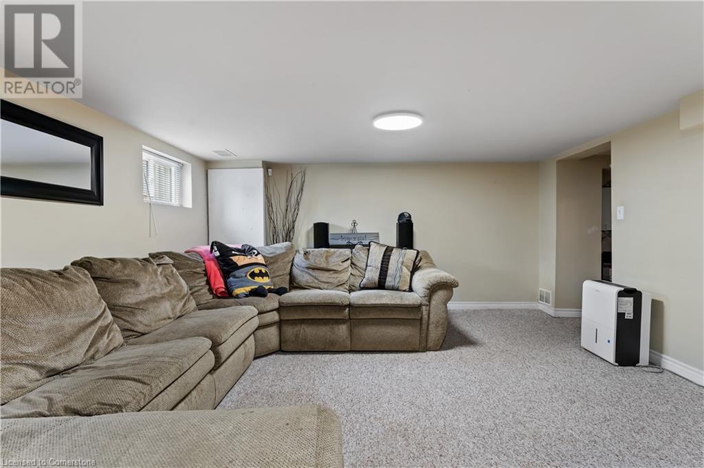 18 Irving Place, Hamilton, Ontario  L8T 3R3 - Photo 24 - 40667730