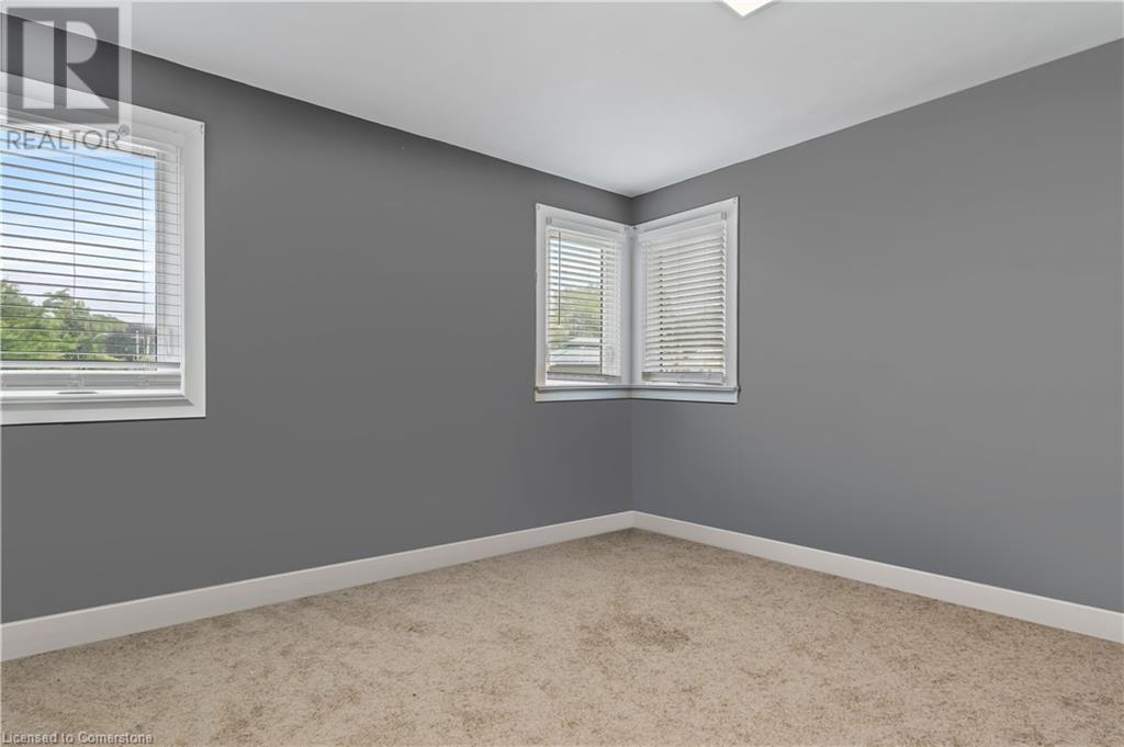 18 Irving Place, Hamilton, Ontario  L8T 3R3 - Photo 4 - 40667730