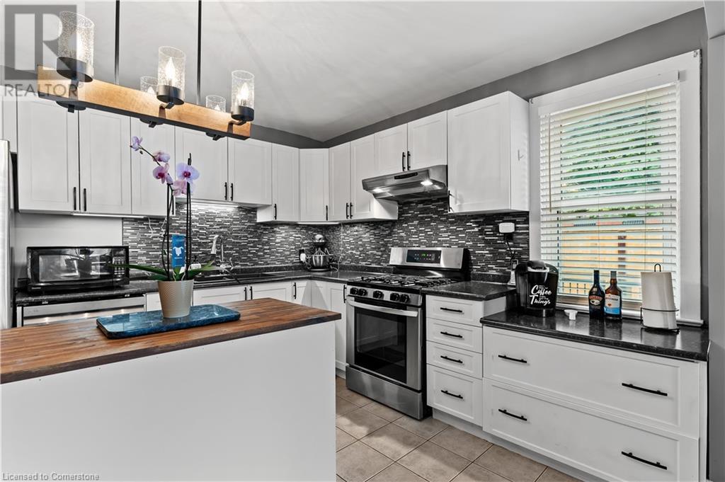 18 Irving Place, Hamilton, Ontario  L8T 3R3 - Photo 19 - 40667730
