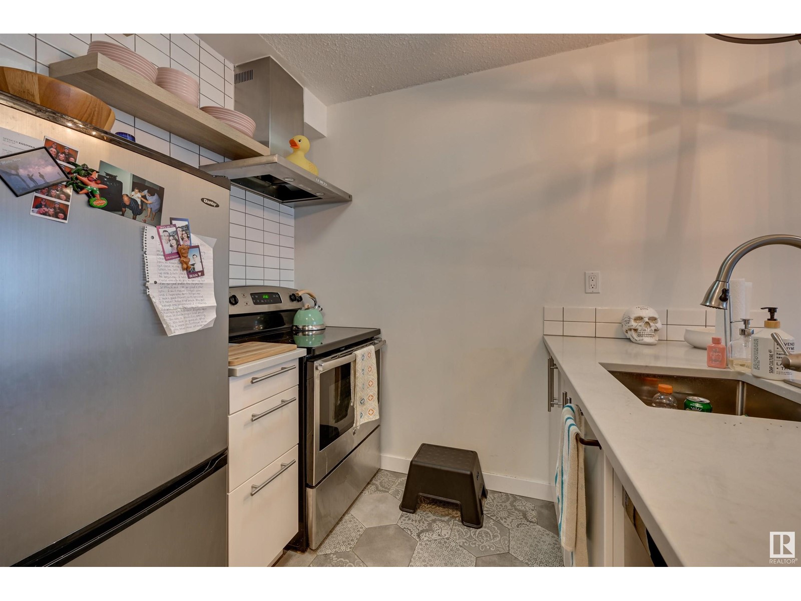Property at #323 10160 114 ST NW image 4