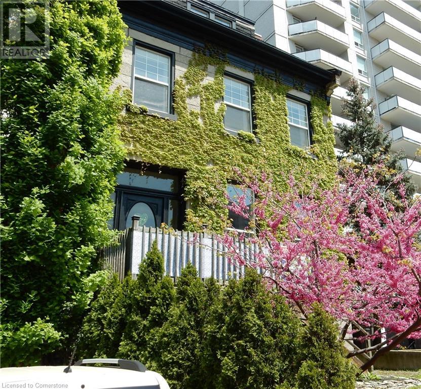 98 Duke Street Unit# 2, Hamilton, Ontario  L8P 1X5 - Photo 2 - 40687579