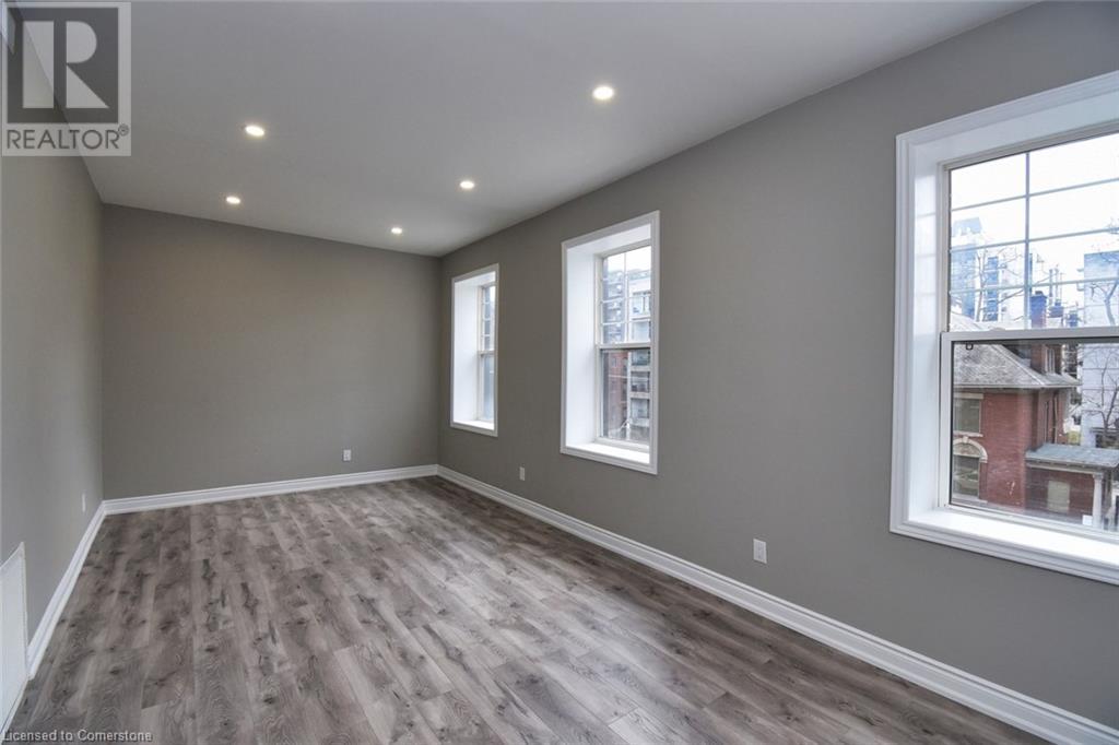 98 Duke Street Unit# 2, Hamilton, Ontario  L8P 1X5 - Photo 3 - 40687579