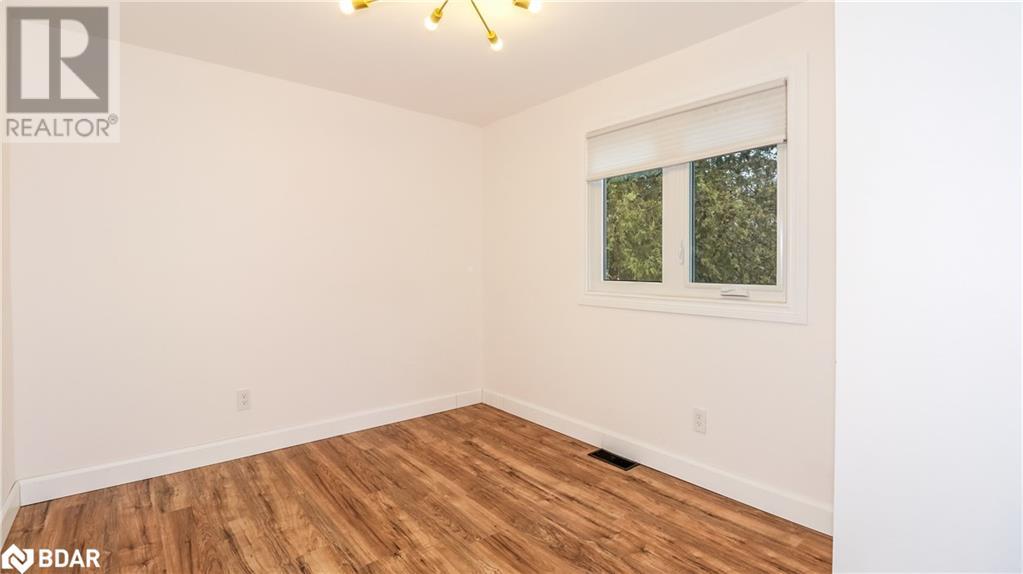 2427 Wallace Avenue, Innisfil, Ontario  L9S 2G5 - Photo 19 - 40687458