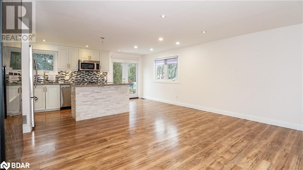 2427 Wallace Avenue, Innisfil, Ontario  L9S 2G5 - Photo 7 - 40687458