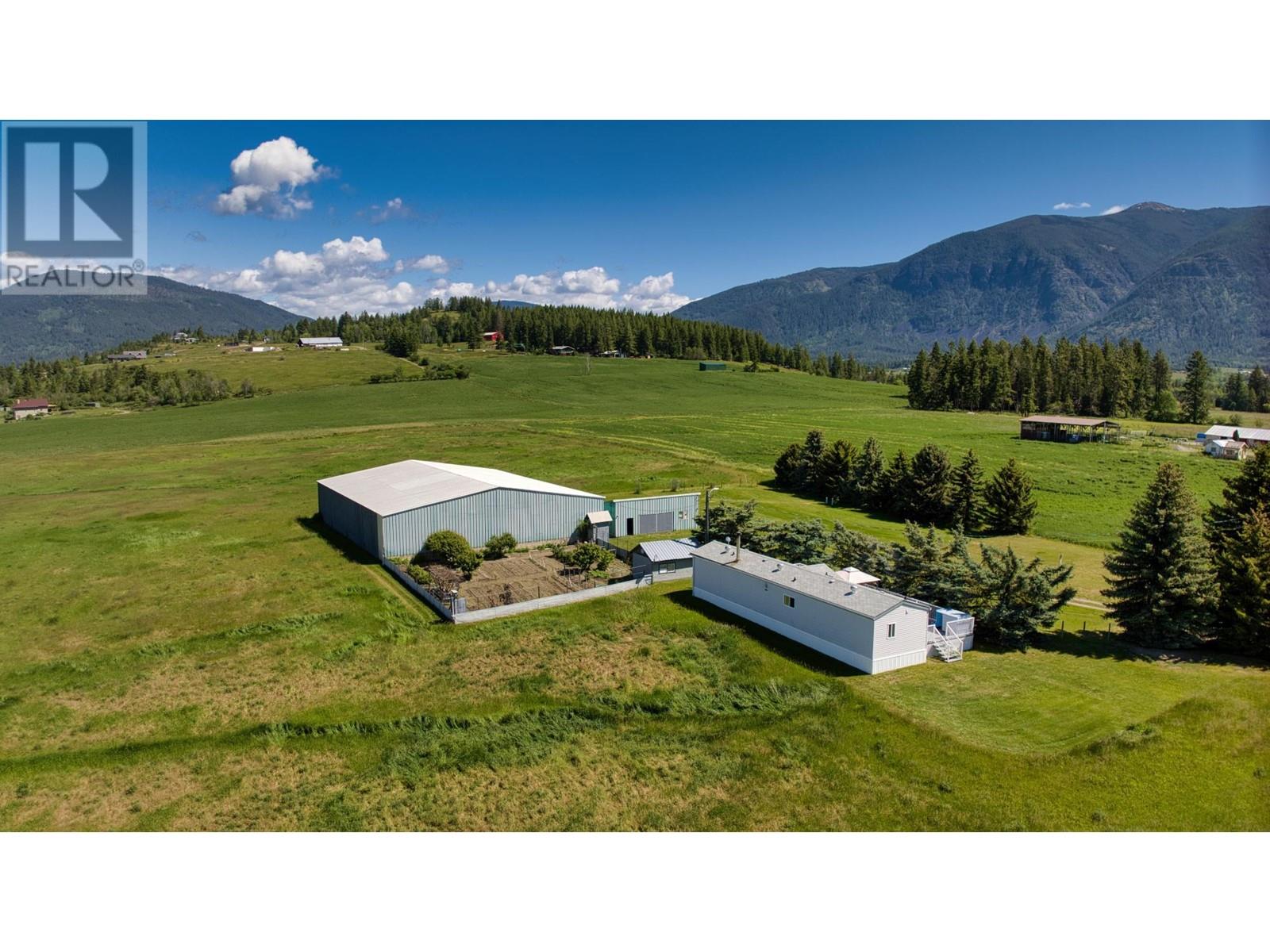 Property at 2404 28TH Street image 4