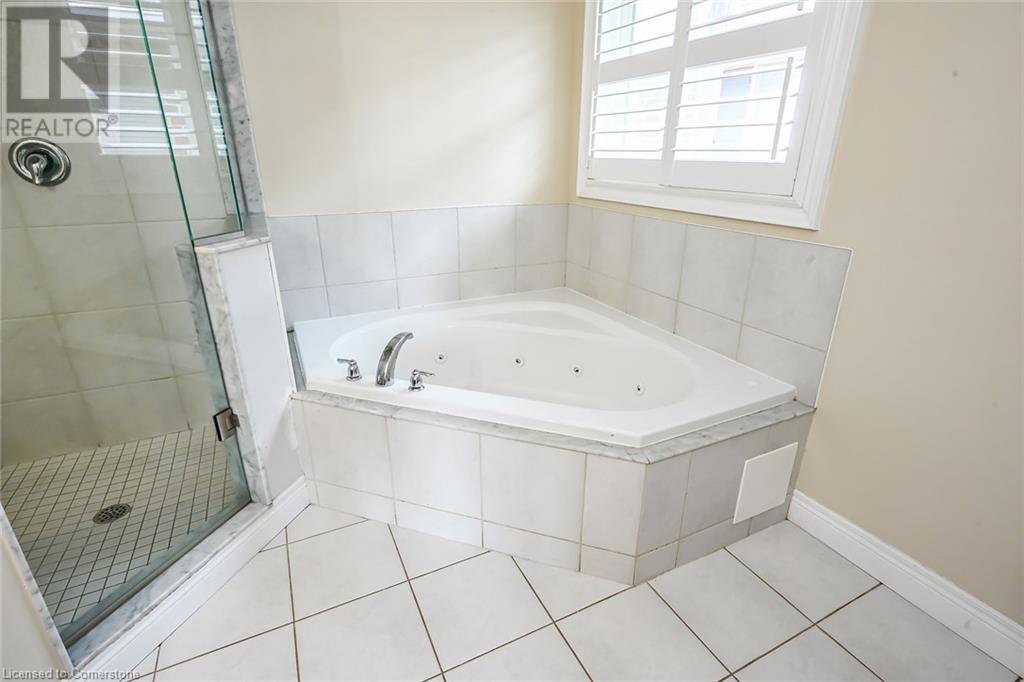 143 Davinci Boulevard, Hamilton, Ontario  L9B 0C3 - Photo 34 - 40687573