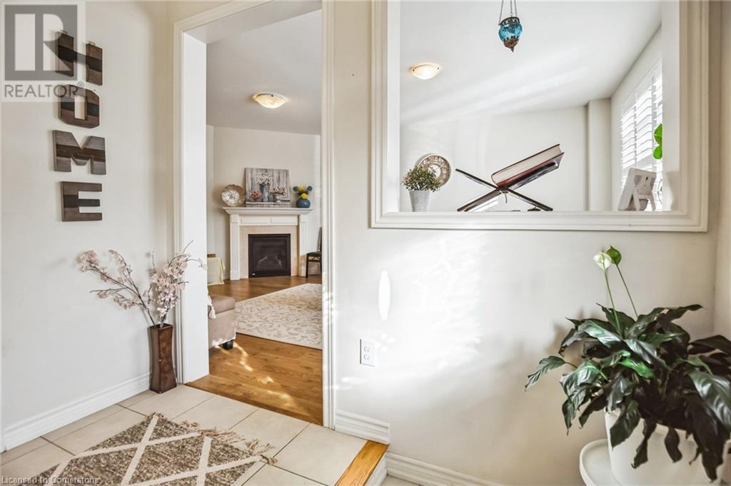 165 Etheridge Avenue, Milton, Ontario  L9E 1J2 - Photo 2 - 40687435