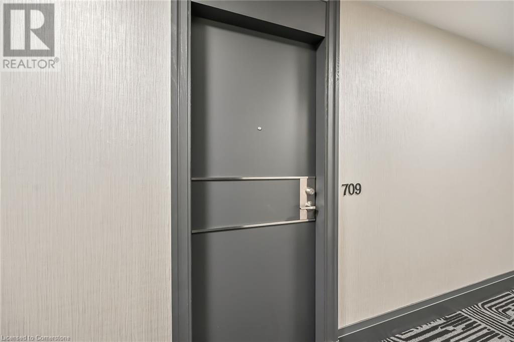 30 Grand Trunk Crescent Unit# 709, Toronto, Ontario  M5J 3A4 - Photo 13 - 40687446