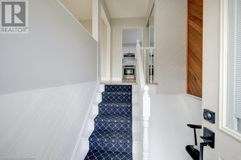 582 Chamberlain Road, Burlington, Ontario  L7L 2V5 - Photo 5 - 40672603