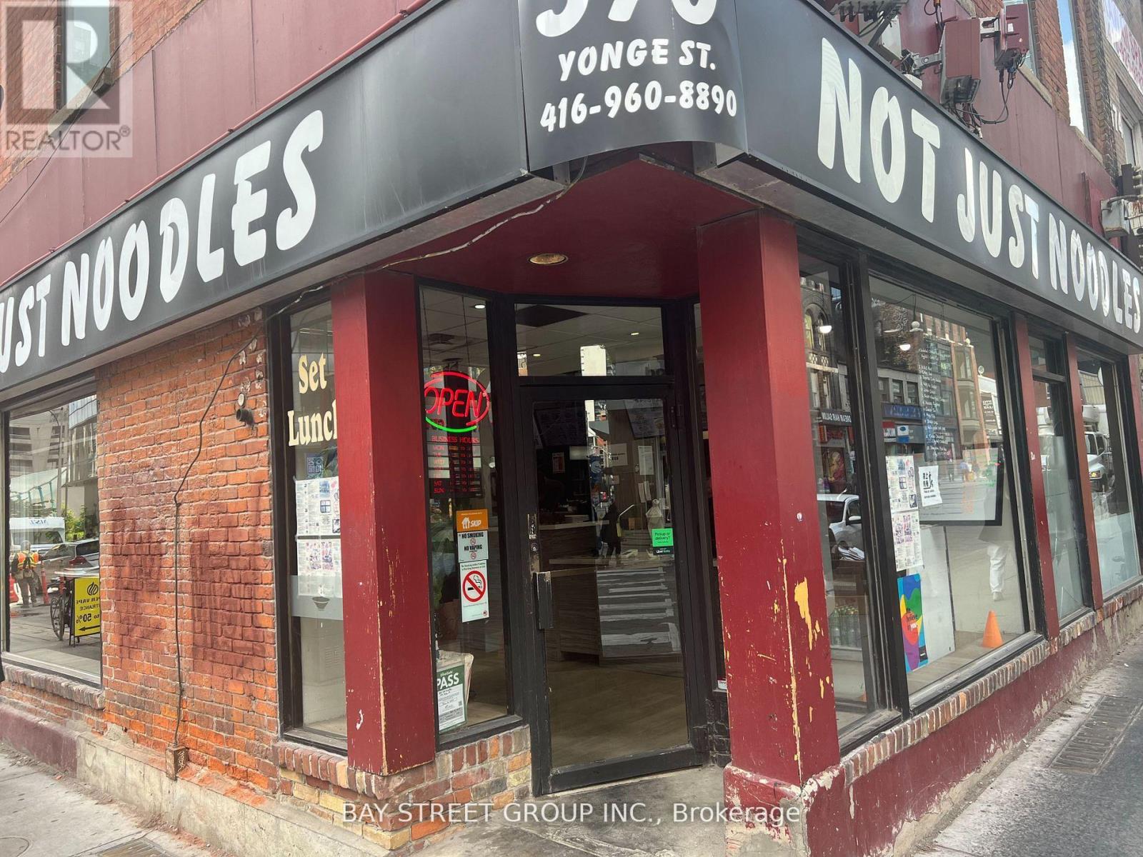 Property at 570 YONGE STREET image 1