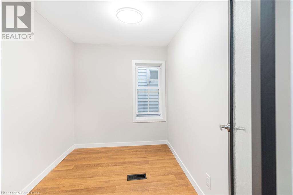 583 John Street Street N, Hamilton, Ontario  L8L 4S2 - Photo 23 - 40687529