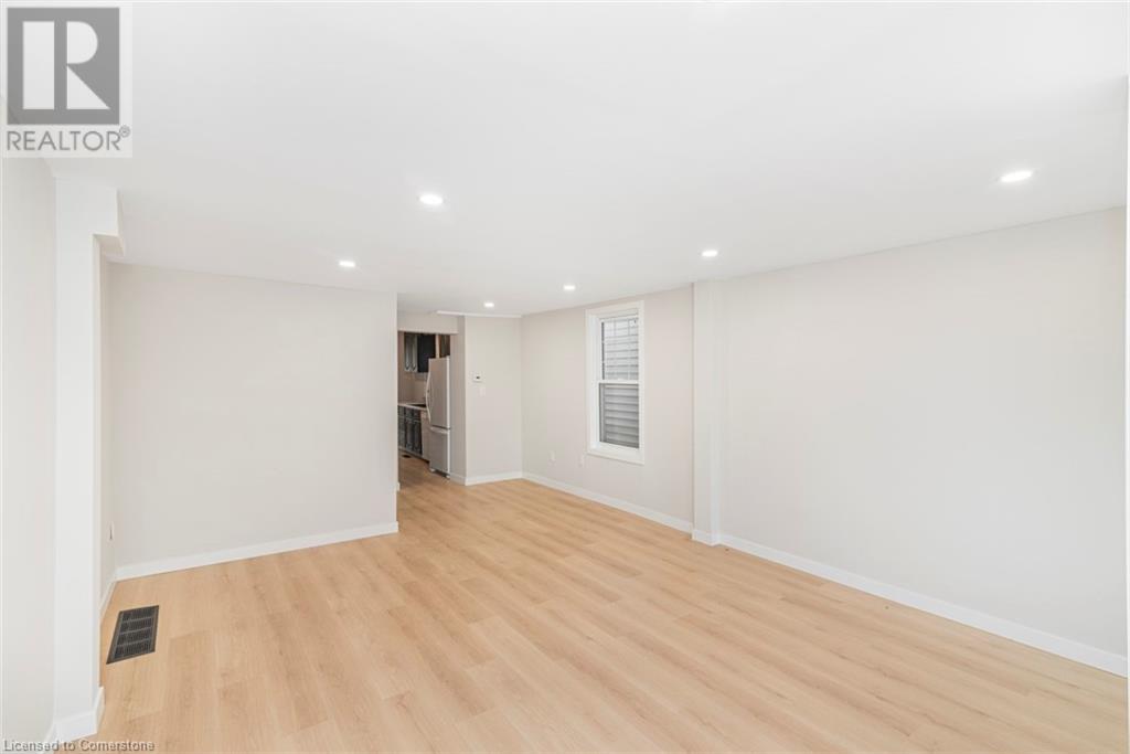 583 John Street Street N, Hamilton, Ontario  L8L 4S2 - Photo 6 - 40687529