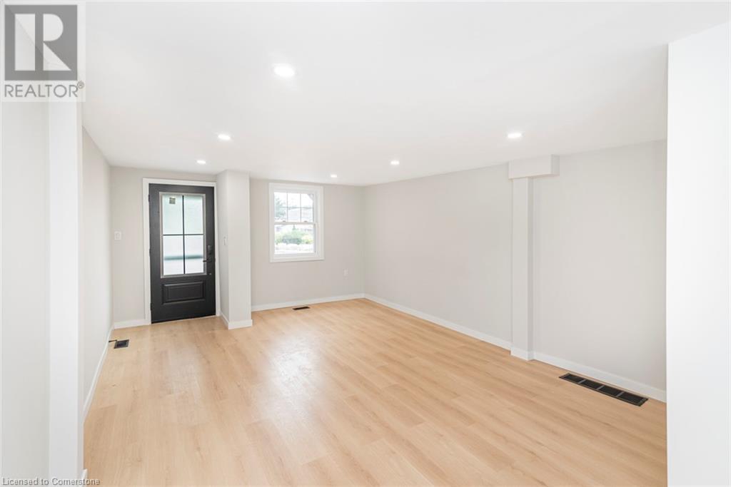 583 John Street Street N, Hamilton, Ontario  L8L 4S2 - Photo 9 - 40687529