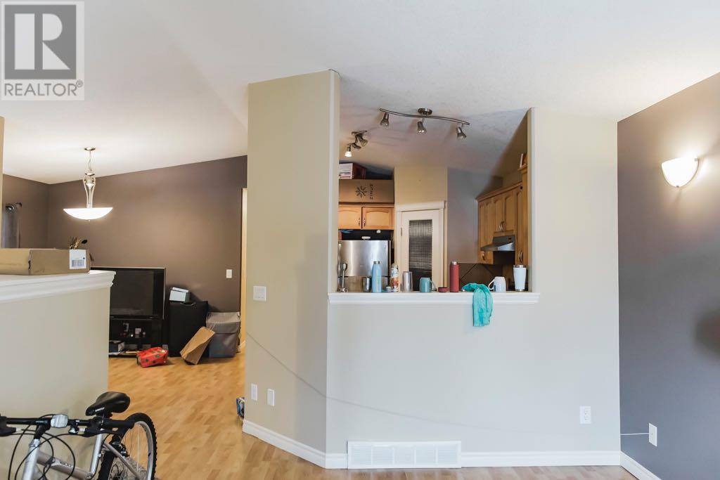 27 Pinnacle Crossing, Grande Prairie, Alberta  T8W 0A9 - Photo 7 - A2185253