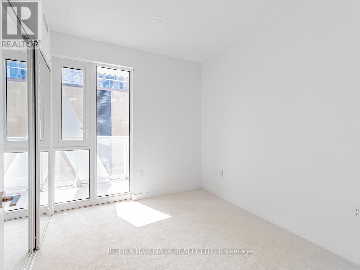 1530 - 230 Simcoe Street, Toronto, Ontario  M5T 1T4 - Photo 4 - C11906992