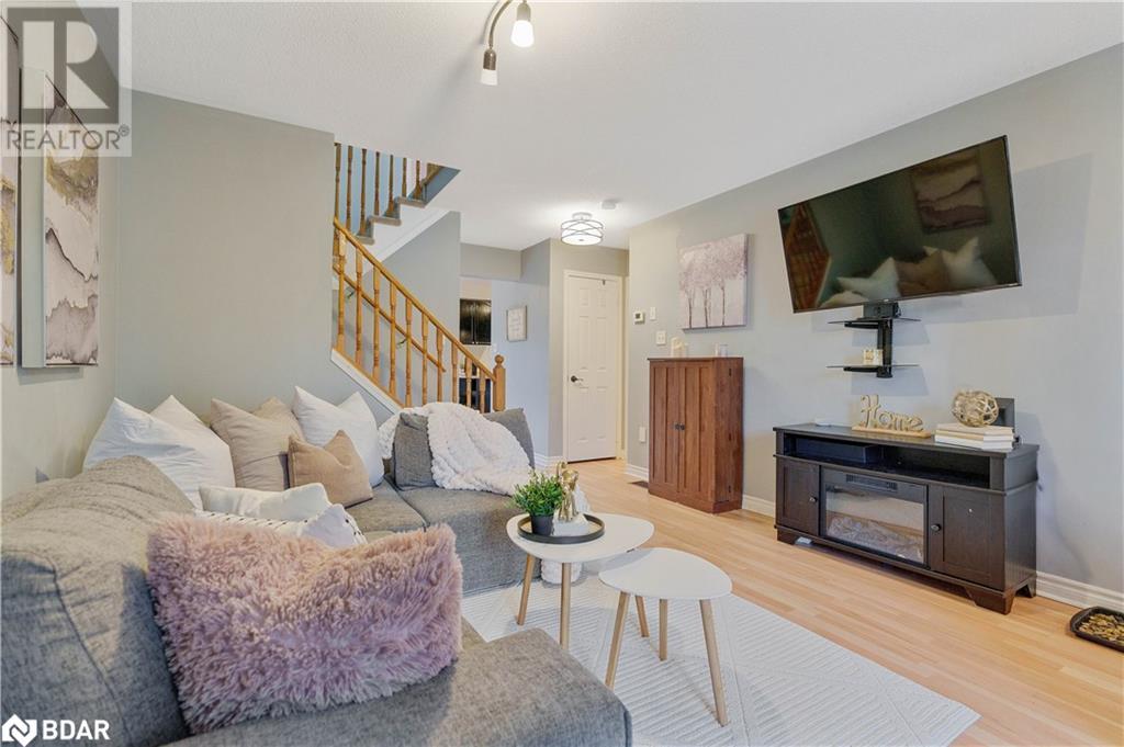 143 Sproule Drive, Barrie, Ontario  L4N 0R4 - Photo 5 - 40687601