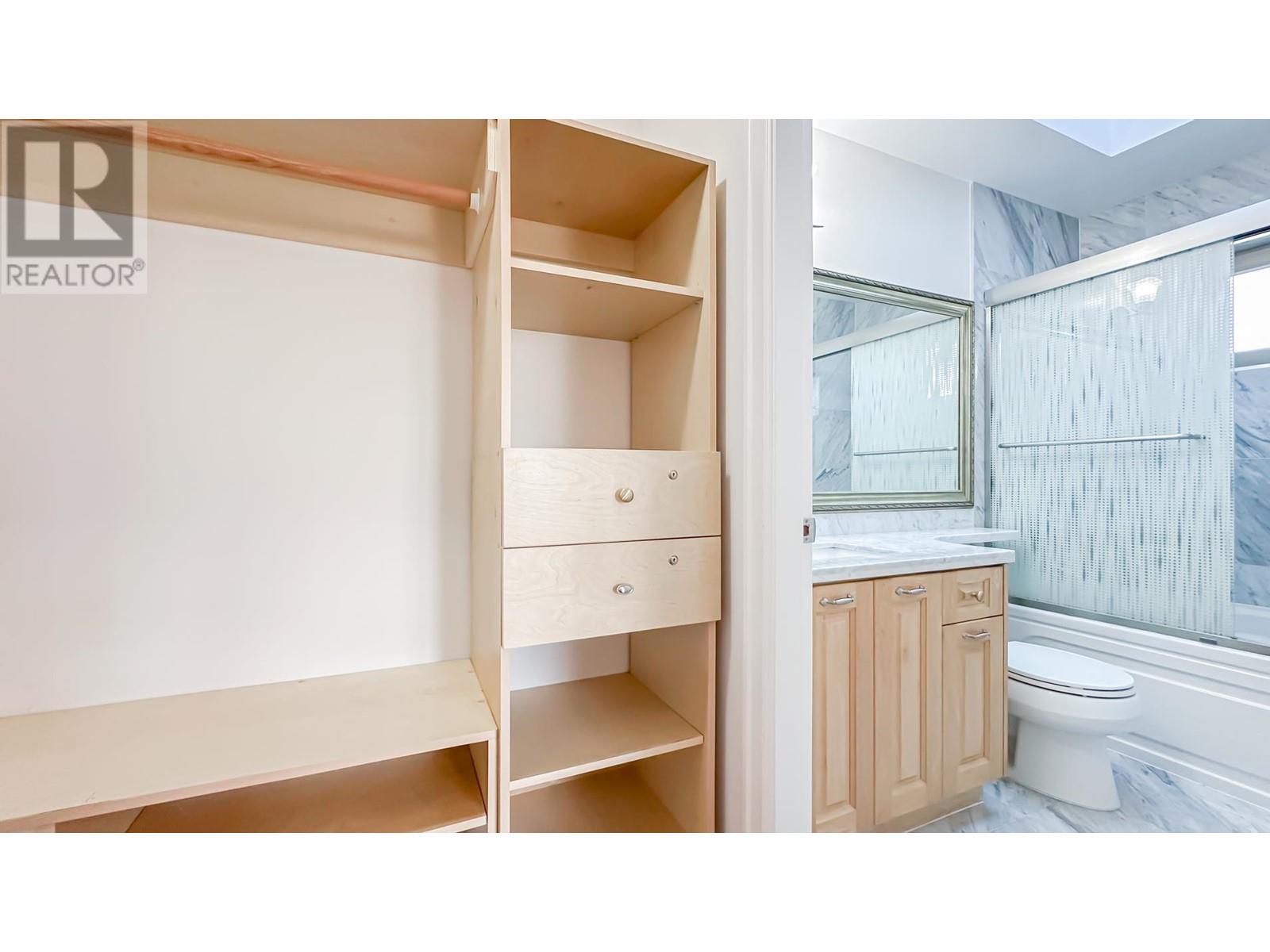 Listing Picture 25 of 33 : 28 W 47TH AVENUE, Vancouver / 溫哥華 - 魯藝地產 Yvonne Lu Group - MLS Medallion Club Member