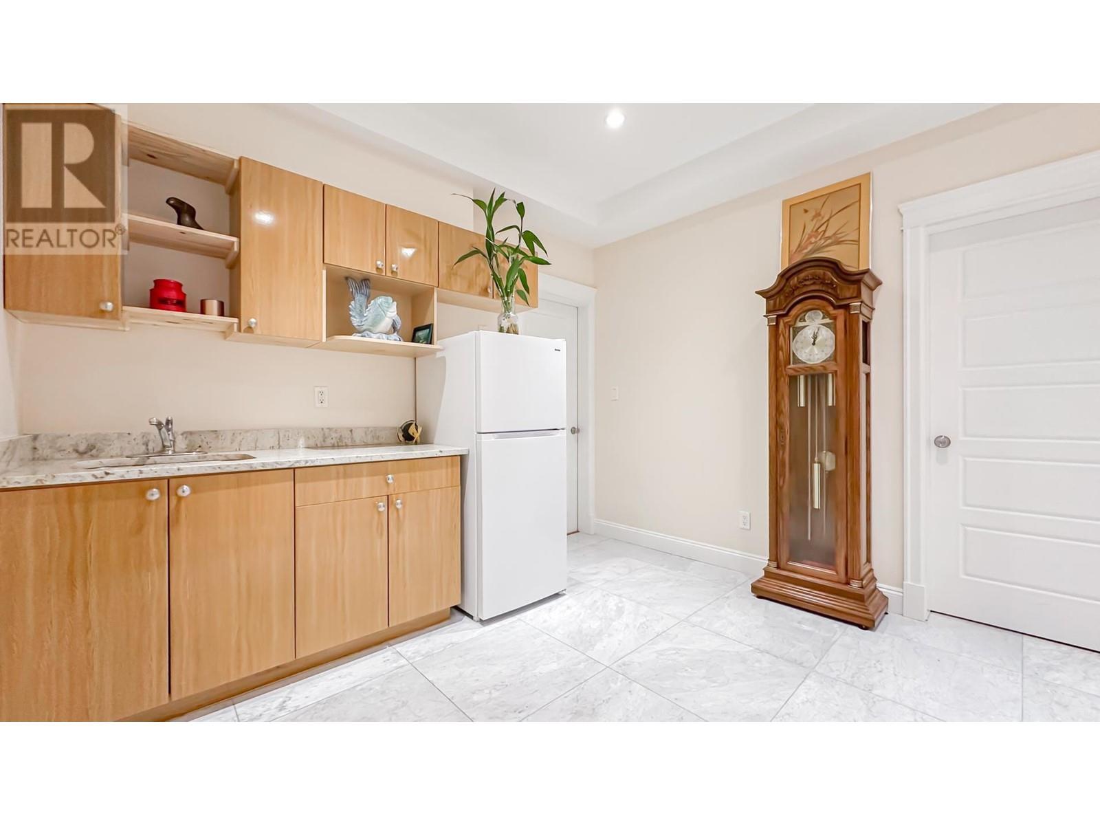 Listing Picture 28 of 33 : 28 W 47TH AVENUE, Vancouver / 溫哥華 - 魯藝地產 Yvonne Lu Group - MLS Medallion Club Member