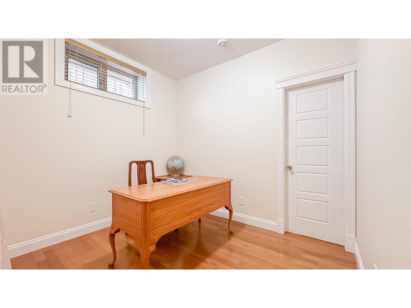 Listing Picture 26 of 33 : 28 W 47TH AVENUE, Vancouver / 溫哥華 - 魯藝地產 Yvonne Lu Group - MLS Medallion Club Member