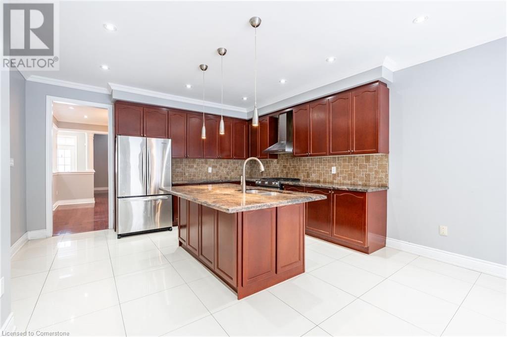 15 Hellyer Avenue, Brampton, Ontario  L6Y 0M3 - Photo 9 - 40683816