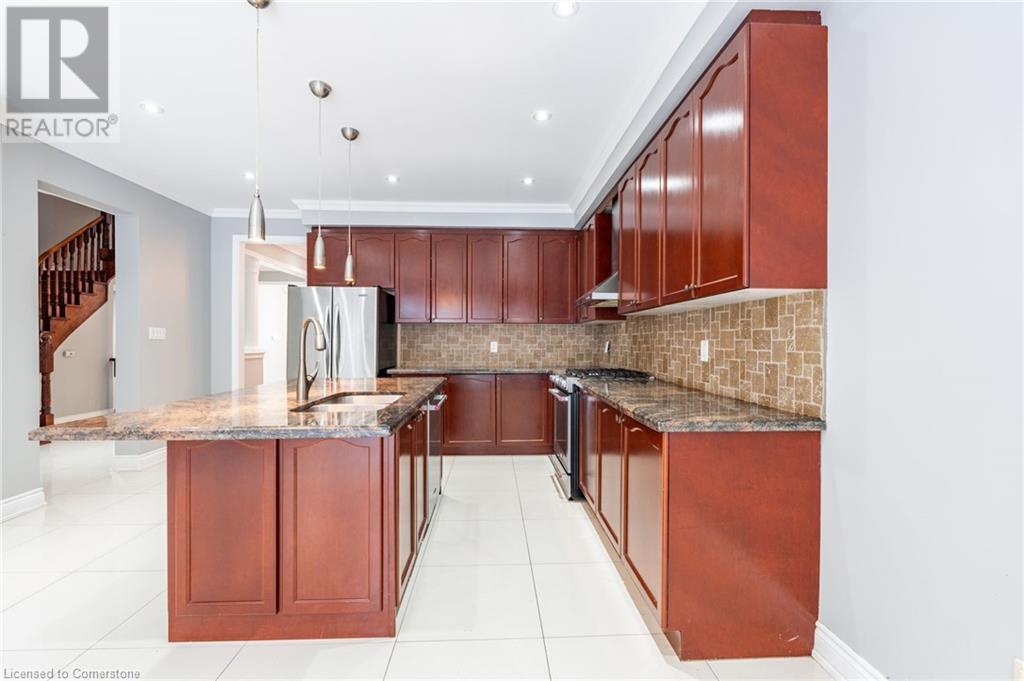 15 Hellyer Avenue, Brampton, Ontario  L6Y 0M3 - Photo 10 - 40683816