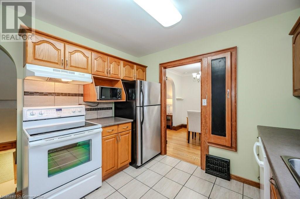 61 Patricia Avenue, Kitchener, Ontario  N2M 1J4 - Photo 14 - 40686852