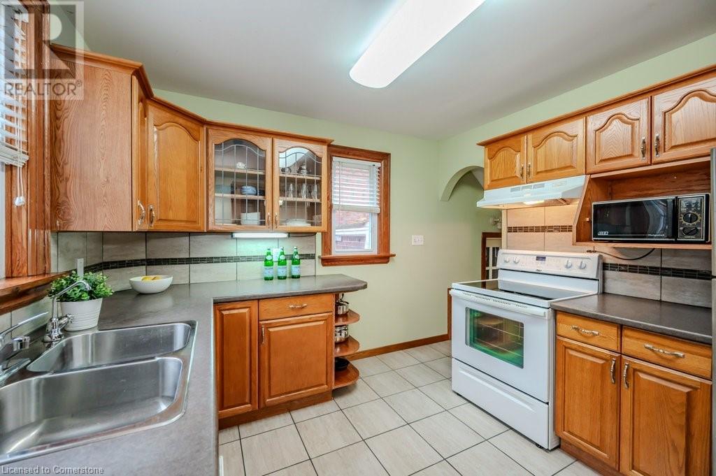 61 Patricia Avenue, Kitchener, Ontario  N2M 1J4 - Photo 13 - 40686852