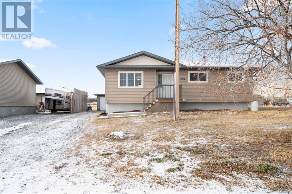 903 Railway Avenue, Cayley, Alberta  T0L 0P0 - Photo 24 - A2184827